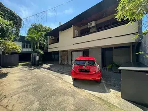 9 Bedroom House for Rent at Colombo 5