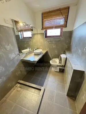9 Bedroom House for Rent at Colombo 5