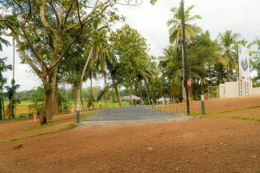 කොට්ටාව ටවුන් එකෙන් අගනා නේවාසික බිම් කොටස් විකිණීමට