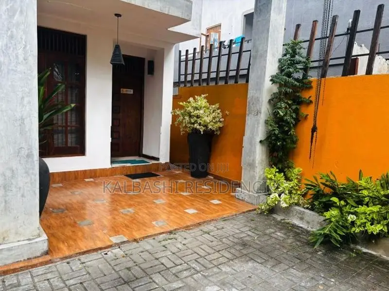 Elegantly designed Fully furnished Private Apartment in Nugegoda