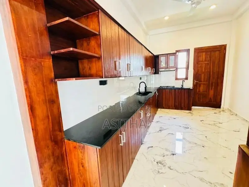 Brand New Beautiful House Kesbewa