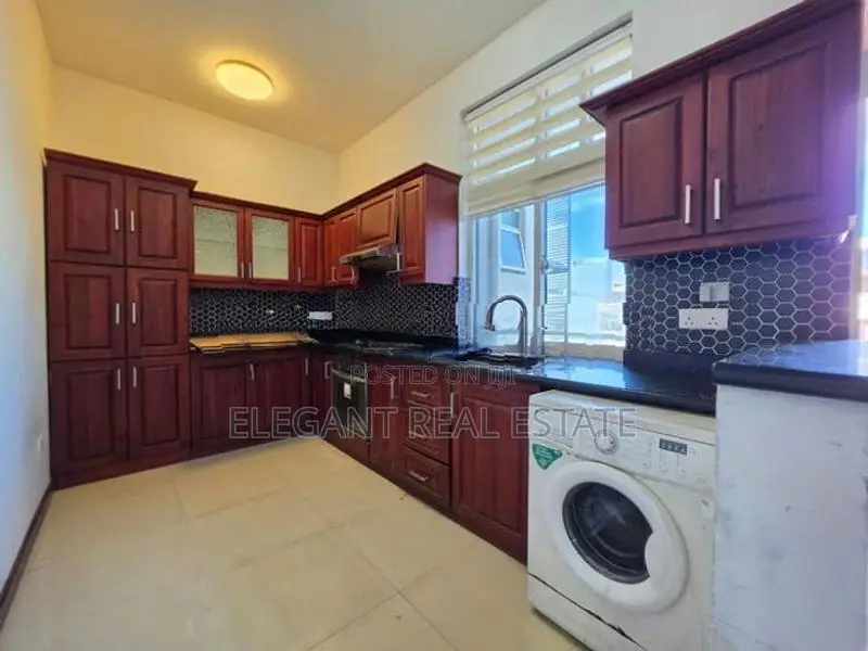 Span Tower - 03 Bedroom Apartment for Sale in Colombo 04 (A6610)