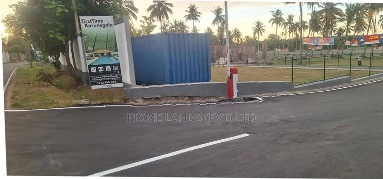 කුරුණෑගල නගරයට ළඟින්ම මනරම් බිම් කොටස්
