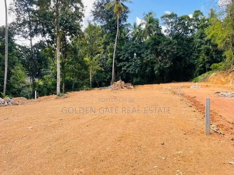 Kadawatha Soorigama Land Sale