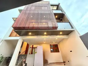 Luxury 4-Bedroom House for Sale – Thalawathugoda