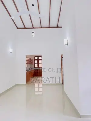 තනිමහල් අලුත්ම නිවසක් මාලබෙන්