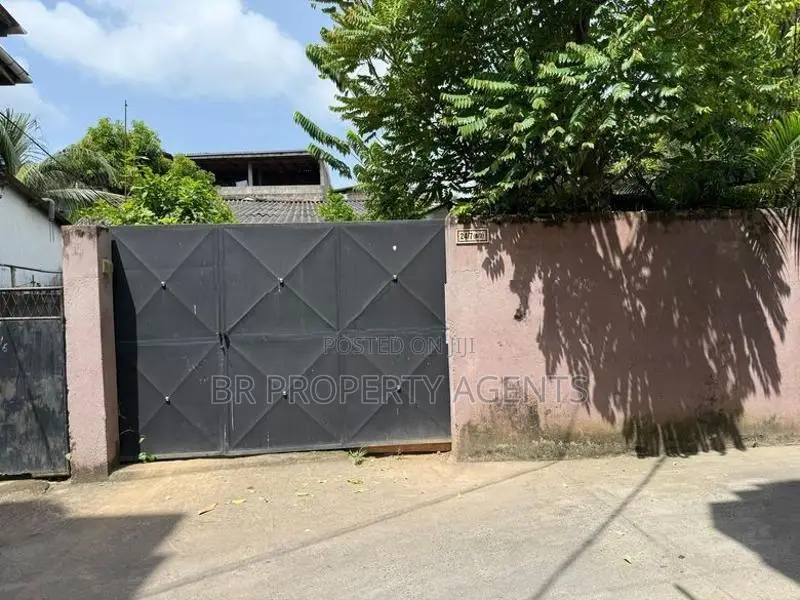 Two Story House for Sale in Kolonnawa