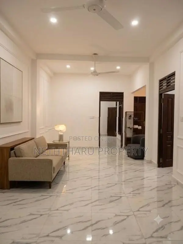 BRAND NEW 2BED MODERN HOUSE FOR SALE AT PARAKUMBA MAWATHA KOLONNAWA
