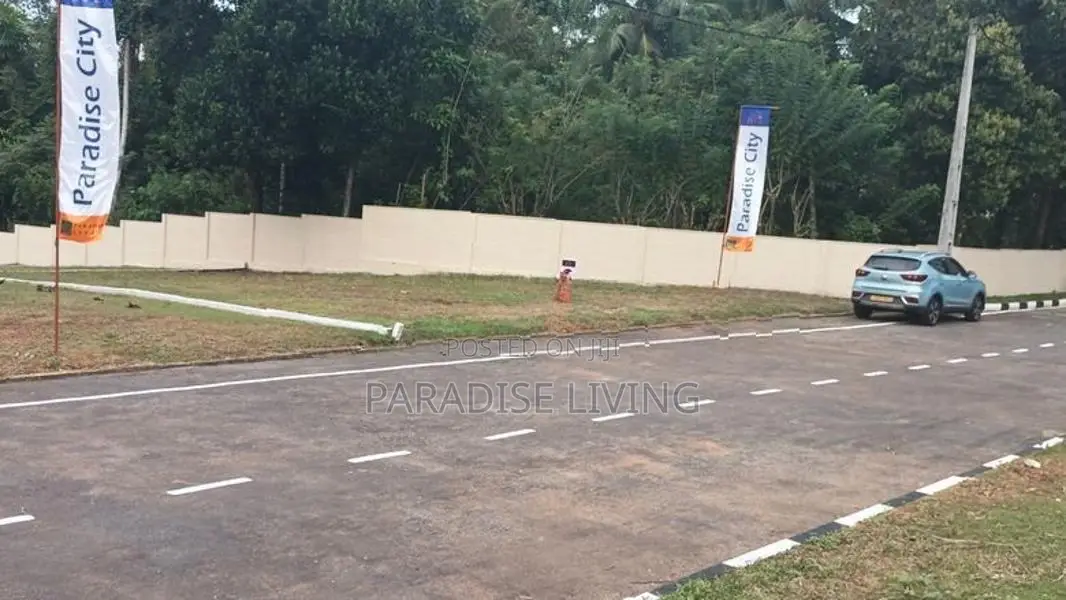 8 Perch Land Blocks in Hokandara for sale