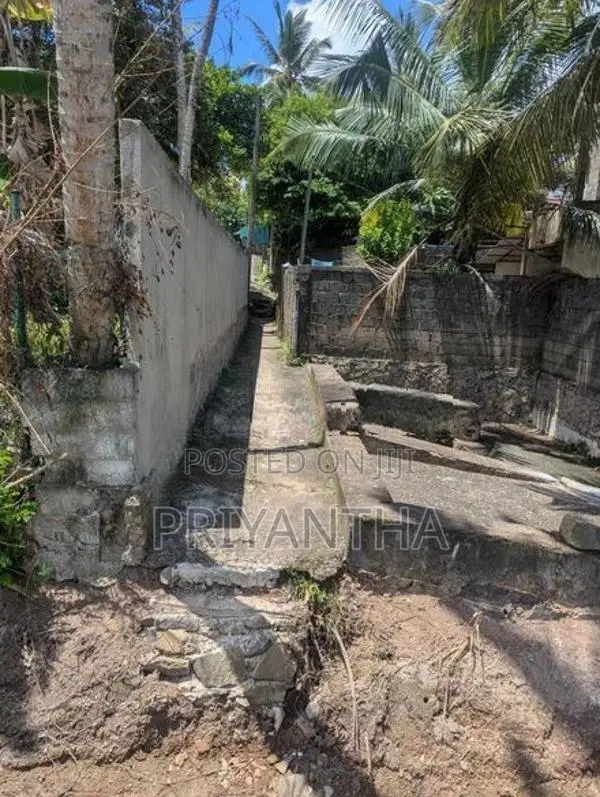 Land for sale in Ragama