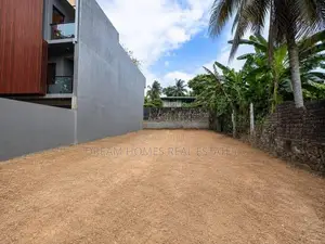 7.5 Perch Land for Sale – Thalawathugoda