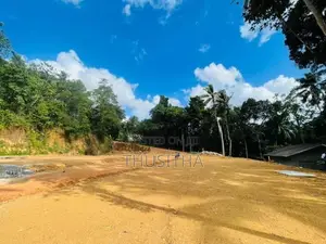 Residential Land for Sale at Kadawatha