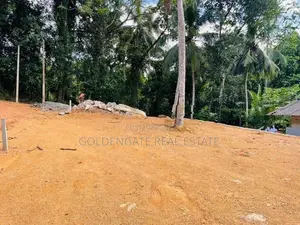 Kadawatha Land for Sale