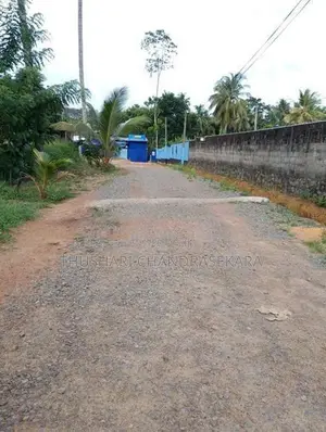 Land with Half Build House Near Diyagama Junction