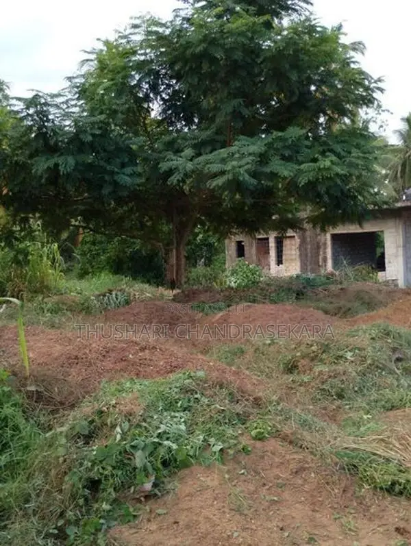 Land with Half Build House Near Diyagama Junction