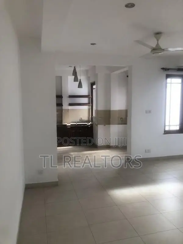 4 Bedroom House for Rent in Rajagiriya (TL 30)
