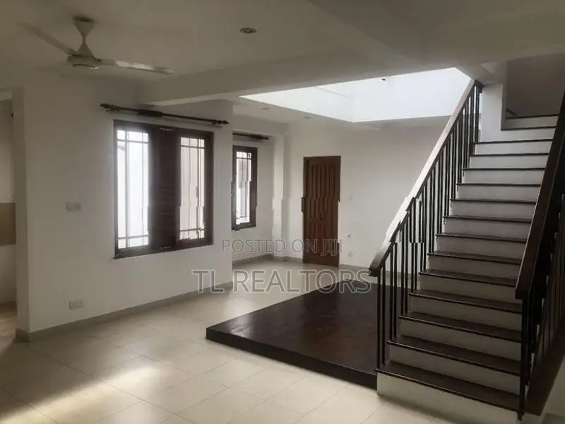 4 Bedroom House for Rent in Rajagiriya (TL 30)