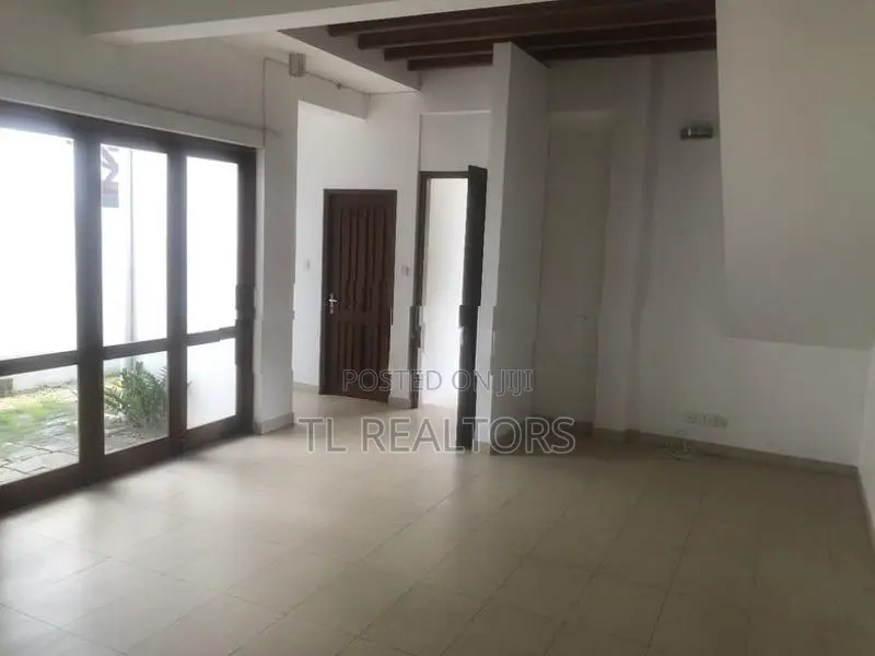 4 Bedroom House for Rent in Rajagiriya (TL 30)