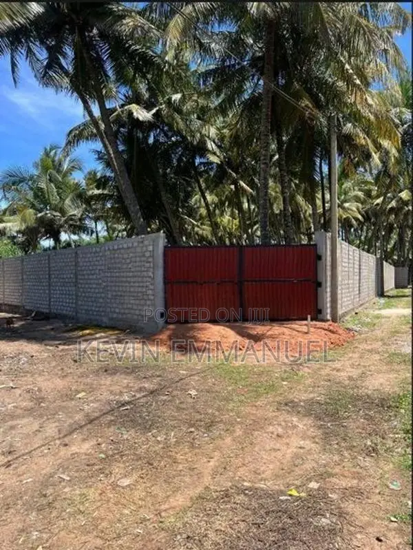 Prime Beachfront Land for Sale in Payagala North , Kalutara
