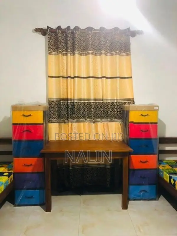 Sharing Rooms for Girls in Dehiwala