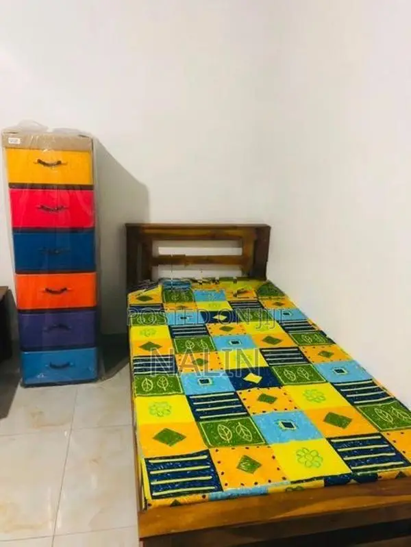 Sharing Rooms for Girls in Dehiwala