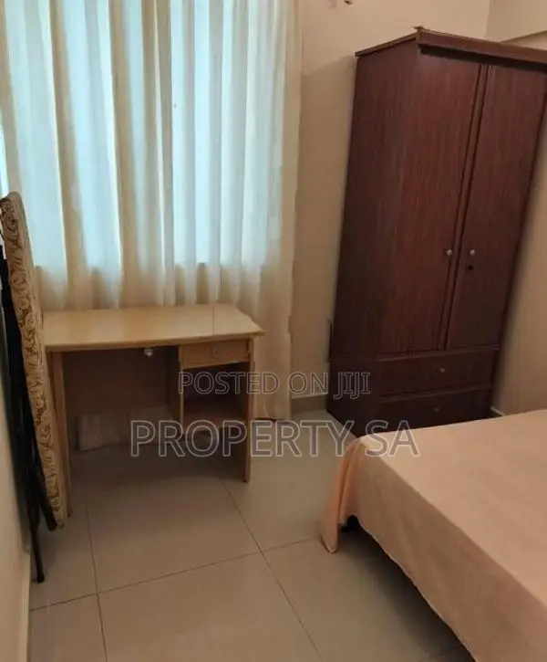 Apartment For Sale in Bambalapitiya (Colombo 4)