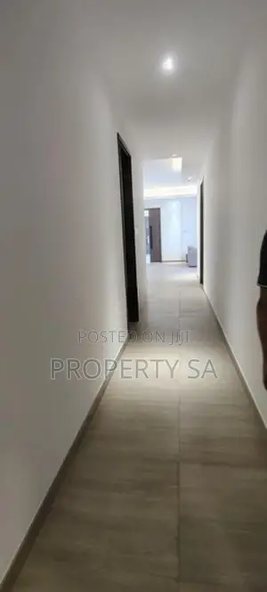 Brand New Apartment for Rent in Colombo 3