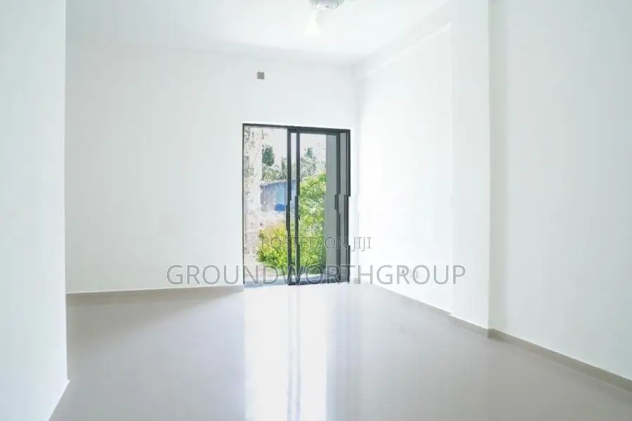 Luxury Apartment For Sale in Athurugiriya S9