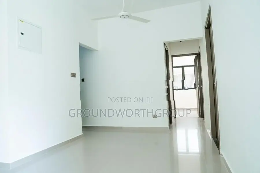 Luxury Apartment For Sale in Athurugiriya S9