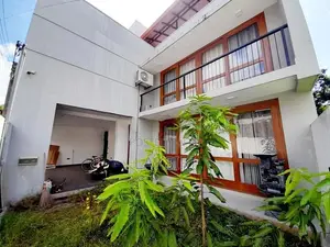 Luxury House Rent Recidence Office Hokandra Pannipitya Vidyala Junctio