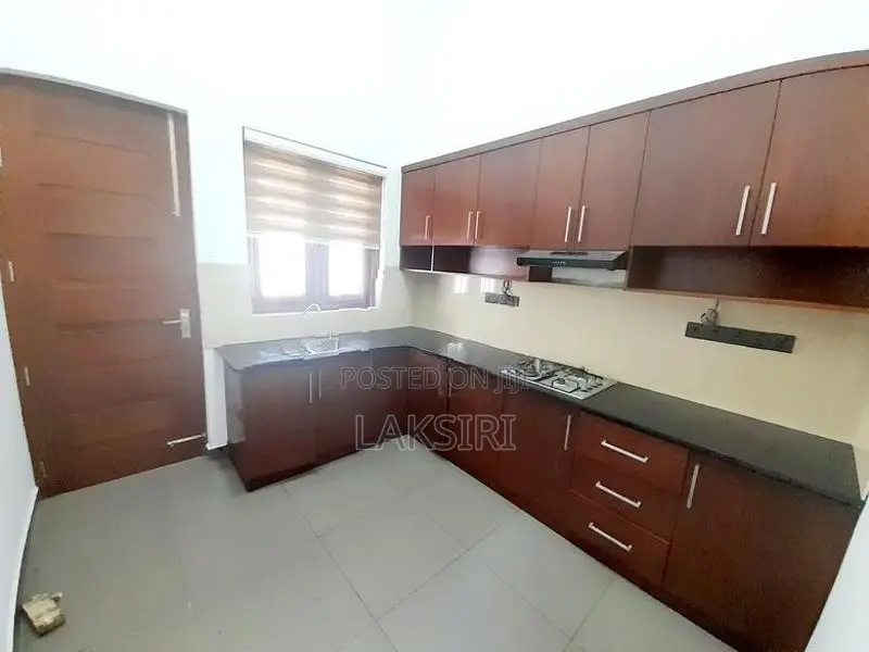 Luxury House Rent Recidence Office Hokandra Pannipitya Vidyala Junctio