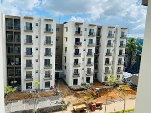 Luxury Apartment For Sale in Athurugiriya