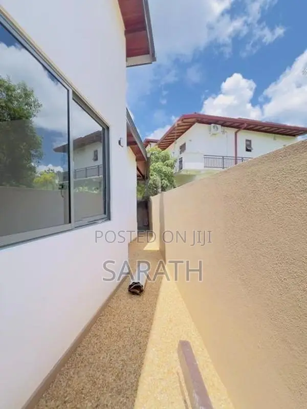 Completed Brand New House In Athurugiriya