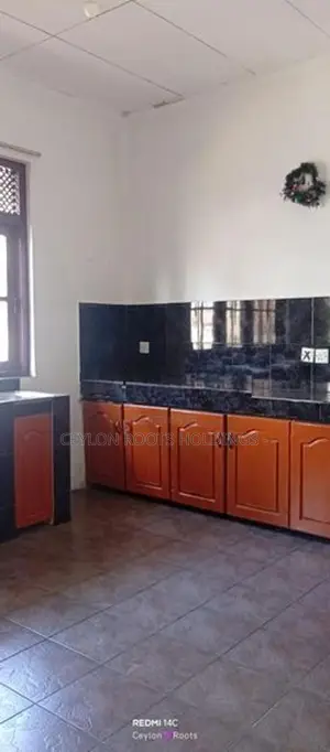 Separate Entrance 1st floor Upstair House for Rent Pagoda Rd, Pitakott