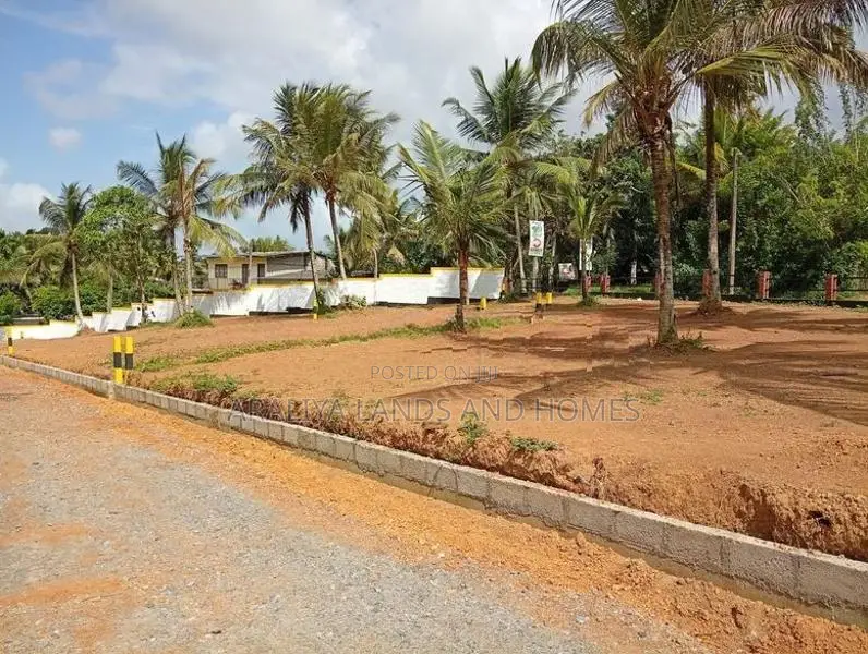 Lands for Sale in Homagama