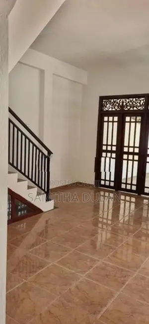 Two Story House for Rent -5 Bed Rooms Bandaragama