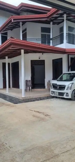 Two Story House for Rent -5 Bed Rooms Bandaragama