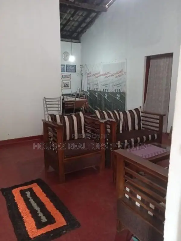20 Perches Land with House for Sale – Kirillawala