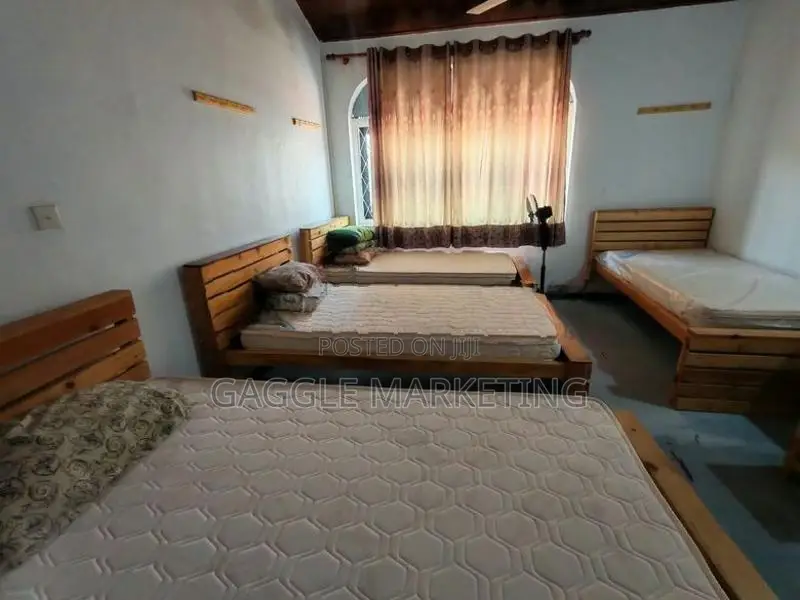 Bed Space Available – Ratmalana, Maliban Junction.