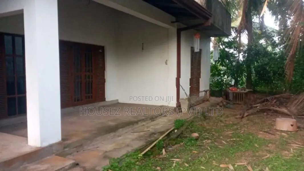 Spacious 5-Bedroom House for Sale on 15.6 Perches – Watareka