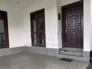 Three Storey House for Sale in Kottawa