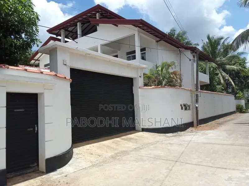 Commercial Building For Rent in Ganamulla