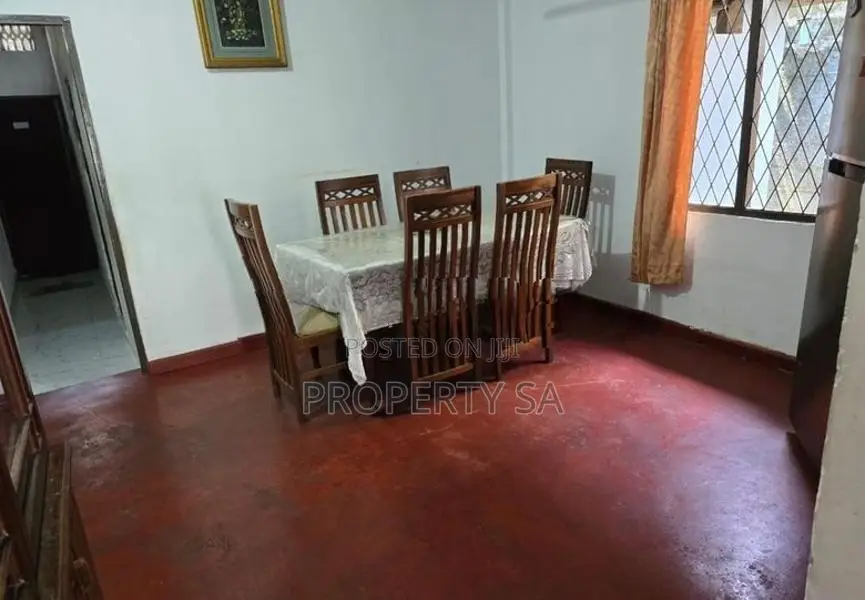 Livable House For Sale in Kalubowila
