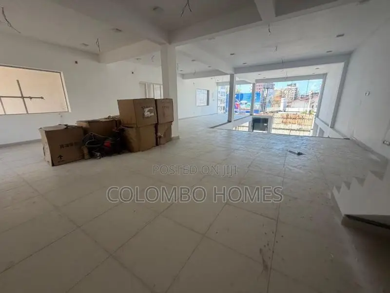 Show Room Space for Rent - Duplication Road Colombo 04