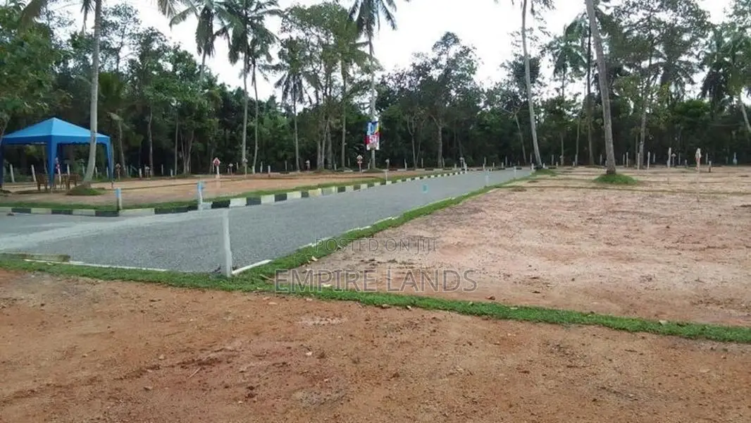 පොල්ගස්ඕවිට බස් පාරට ඇවිදින දුරින් පදිංචියට