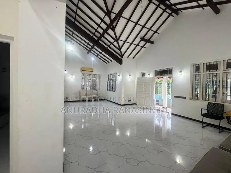 Beautifully Completed House for Sale on 17.5 Perches Wennappuwa