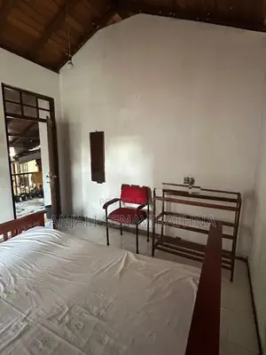 Two Rooms For Rent In Minuwangoda (Only Women)