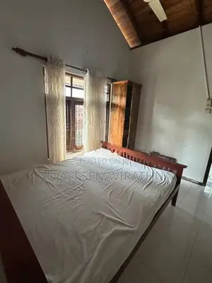 Two Rooms For Rent In Minuwangoda (Only Women)