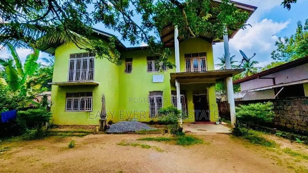 වග – කලුඅග්ගලින් අගනා දෙමහල් නිවසක් විකිණීමට