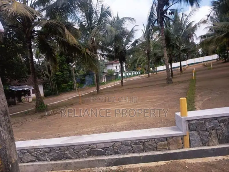 Land for Sale in Homagama